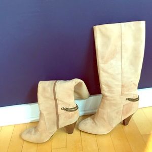 Real leather boots with real leather lining